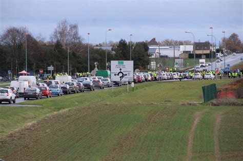 Barrages Filtrants Des Gilets Jaunes Le Point Circulation Du