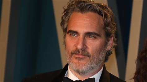 Joaquin Phoenix Star Steht Als Napoleon Vor Der Kamera