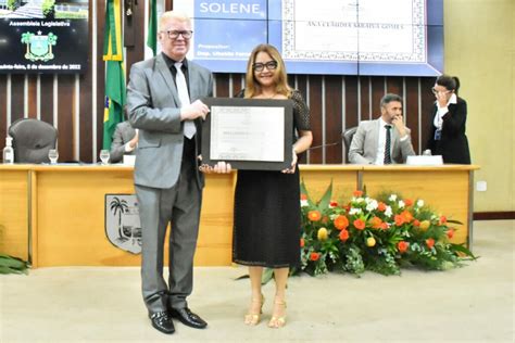 Assembleia Concede T Tulo De Cidad Norte Rio Grandense A Delegada