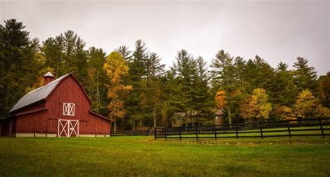 DIY Barn Projects 8 Easy Tips to Add a Little Flair