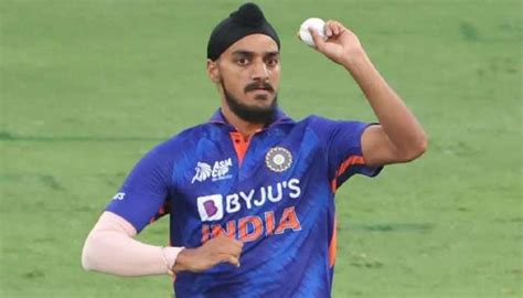 Harshal Patel Out Rp Singh Picks This Spin Pace Duo To Make Comeback