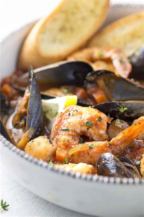 San Francisco Style Seafood Cioppino Recipe | Jessica Gavin