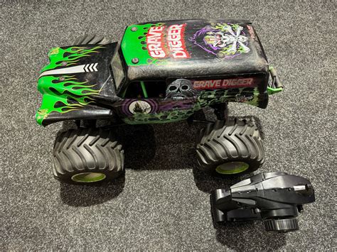 Losi Lmt 4wd Solid Axle Monster Truck Rtr Grave Digger Gebruikt Heeft