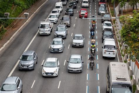 Implantação de faixa azul para motos é concluída no Mi ABC do ABC