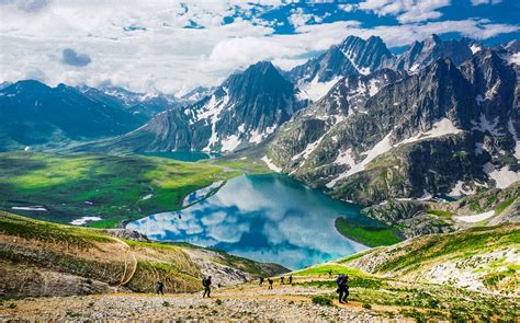 Tips for Conquering the Kashmir Great Lakes Trek - PakiPackages