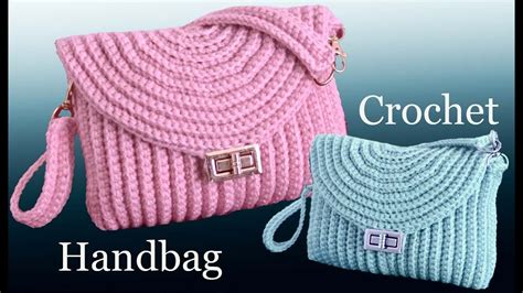 Bolso a Crochet modelo sobre tejido de un rectángulo con ganchillo