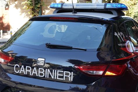 Tentato Omicidio Bologna Scambiano Due Operai Per Ladri E Tentano Di