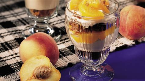 Creamy Caramel Peach Parfaits Recipe