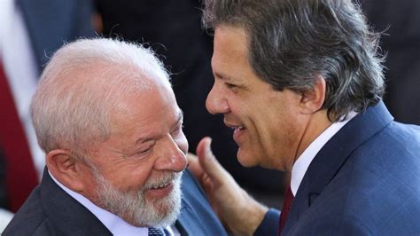 Haddad J Est No Alvorada Para Reuni O Lula Sobre Alta Do D Lar