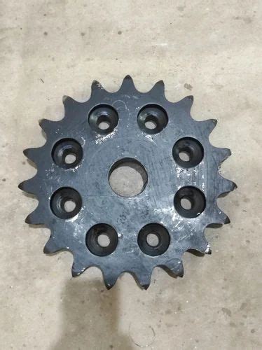 Mild Steel Chain Sprocket Wheel For Harvesting Machinery At Rs