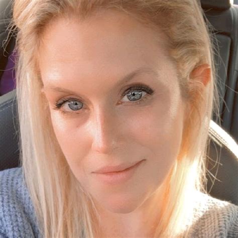 Helen Parker Linkedin