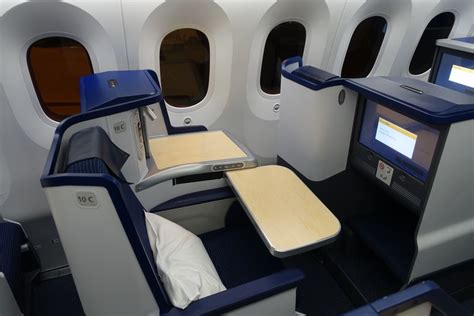 Review: ANA Boeing 787-9 business class (Sydney - Haneda, Tokyo ...