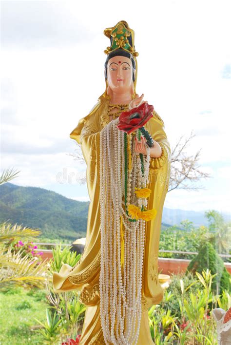 Guan Yin Statue Stock Image Image Of Ornate Gold Landmark