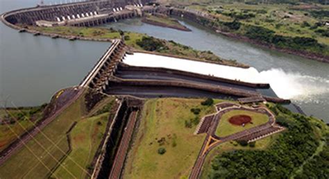 Itaipú Binacional una hidroeléctrica modelo para el mundo Noticias ONU