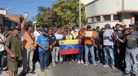 Trabajadores De La Gobernaci N De Sucre Exigen Su Quicena Radio Fe Y