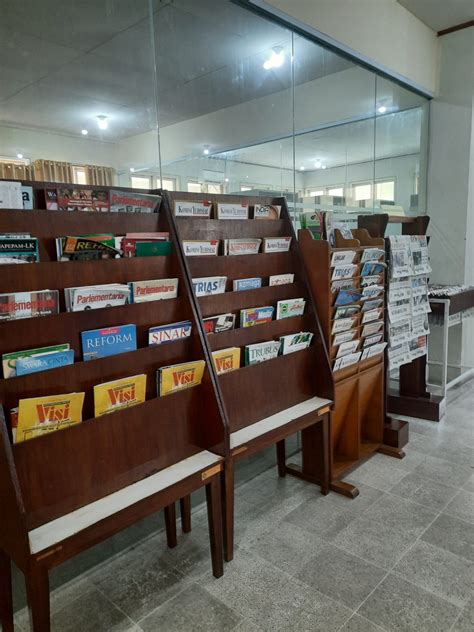 Item 10 Pustaka Unilak