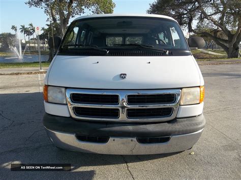 2001 Dodge 2500 Ram 12 Passenger Van