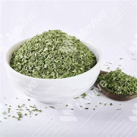 Dried Parsley Leaves Flakes And Powder Manufacturer