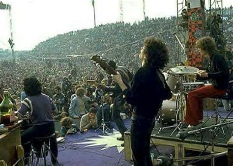 Santana Woodstock 1969 Woodstock 1969 Woodstock Rock Legends