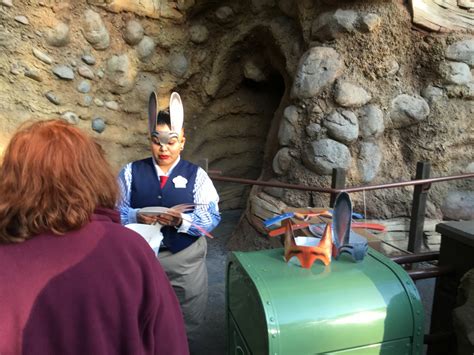 Zootopia Sneak Peek Hops Into Disney Parks