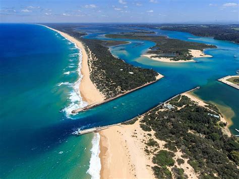 Visit East Gippsland Lakes Entrance