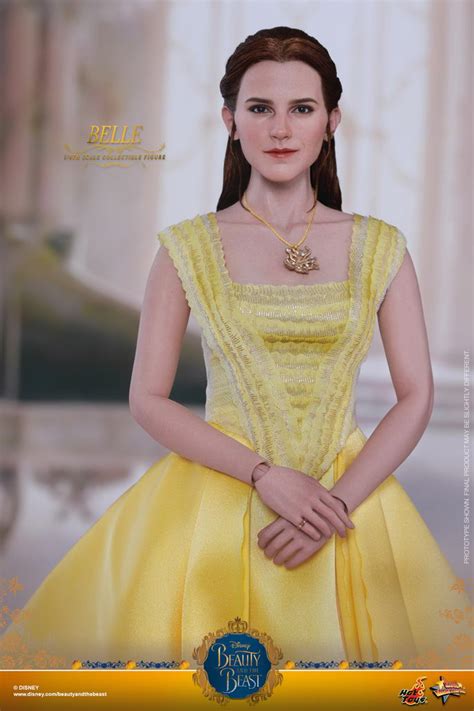 Hot Toys Beauty And The Beast 16th Scale Belle Collectible Figure