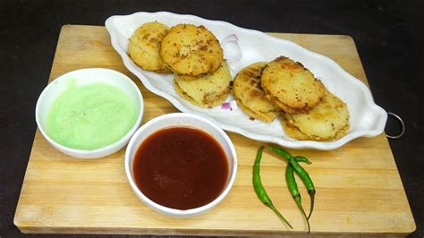 सज चकन आल क सनकस रसप suji aalu chicken snacks recipe