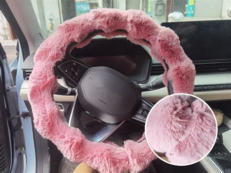 Amazon Luxury Fluffy Winter Car Steering Wheel Cover For Women