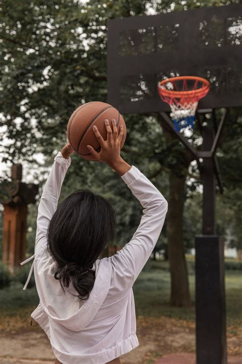 [In Centre] - Basketball - Skills & Drills - 7-10 years