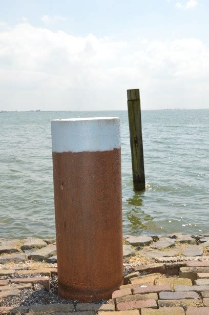 Two Lines Free Stock Photo - Public Domain Pictures