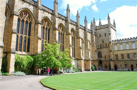 Visiting Oxford University Colleges - Fees & Features | Free-City-Guides.com