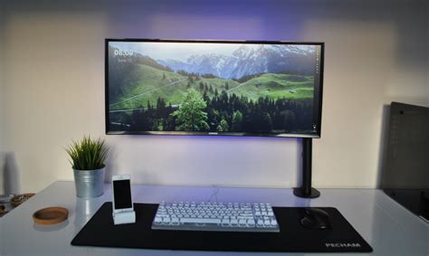 Best Curved Monitor Mounts in 2022 | MonitorArms.co