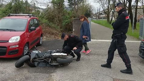 Inseguimento A Calolziocorte Malviventi Entrano Nel Cortile Della