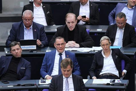 Insa Afd Verliert Union Und Gr Ne Legen Zu