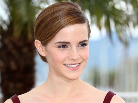 Chan Hackers Threatening To Post Naked Photographs Of Emma Watson Business Insider