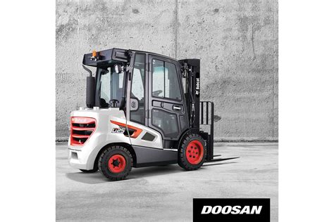 Doosan Bobcat Toont Bobcat Heftrucks En Nieuwe Concepten Voor Logistiek