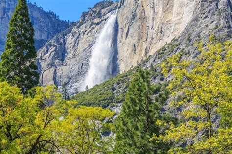 Premium Photo Bridalveil Fall Yosemite National Park Usa