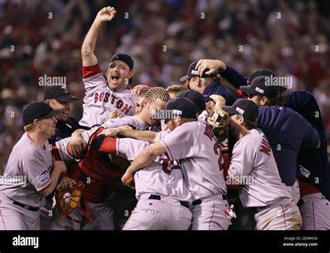 2004 World Series Red Sox Win Hi Res Stock Photography And Images Alamy