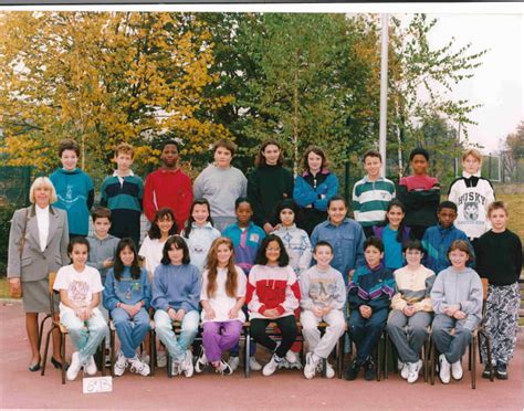 Photo de classe 6E B de 1995 Collège Victor Hugo Copains d avant