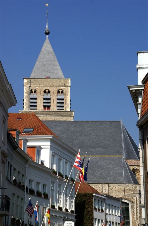 Br Gge Sint Jacobsstraat Blick Zum Kirchturm Der Sint Jacobskerk