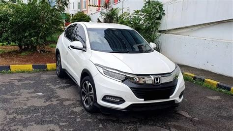 Honda Hrv 1 5 SE Special Edition Putih Pemakaian 2019 NIk 2018 Mobil