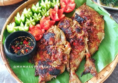 Resep Ikan Bawal Bakar Teflon Oleh Mamasuper Cookpad