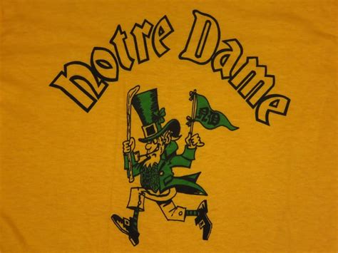 Vintage 80s University Of Notre Dame Fighting Irish T Shirt Small