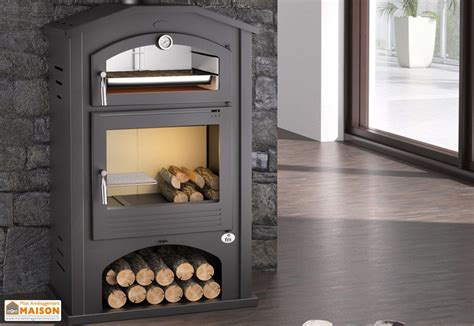 Poêle à bois double combustion avec four et bûcher 12 kW M 106 FM