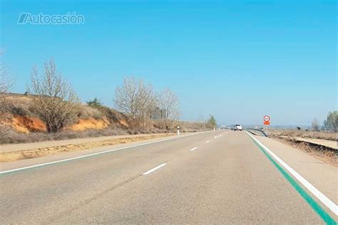 Qué significan las líneas verdes que pondrá la DGT en las carreteras