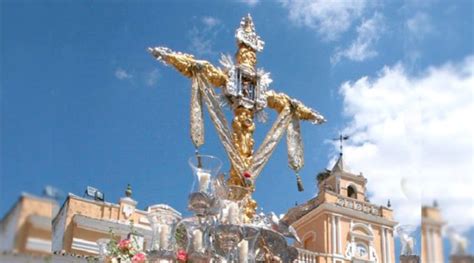 Hoy en muchos países se conmemora a la Cruz de mayo BuenaNueva