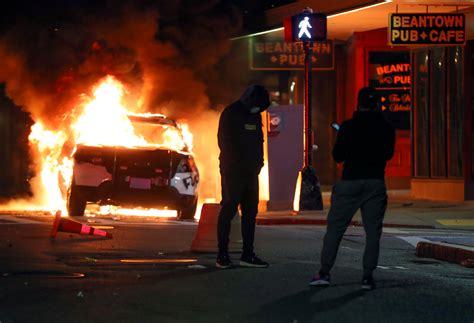 Violence erupts in downtown Boston following peaceful State House rally
