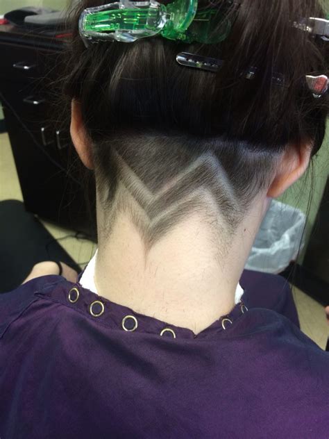 Undercut design | Cabelo rapado, Cabelo raspado, Undercuts femininos