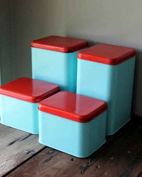 Top 10 Retro Kitchen Decor Ideas And Inspiration