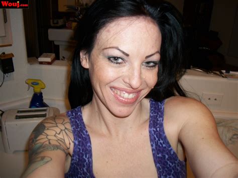 Hot Amateur Babe With Sexy Lips Takes Selfies Of Her Hot Booty In Panties CoedCherry